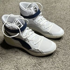 PUMA Sky Modern 'White Peacoat' 194042-01